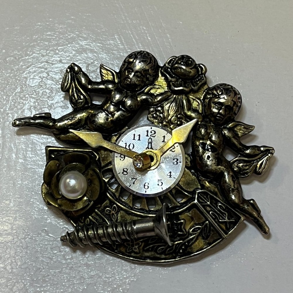 Brooch/Pin/Pendant